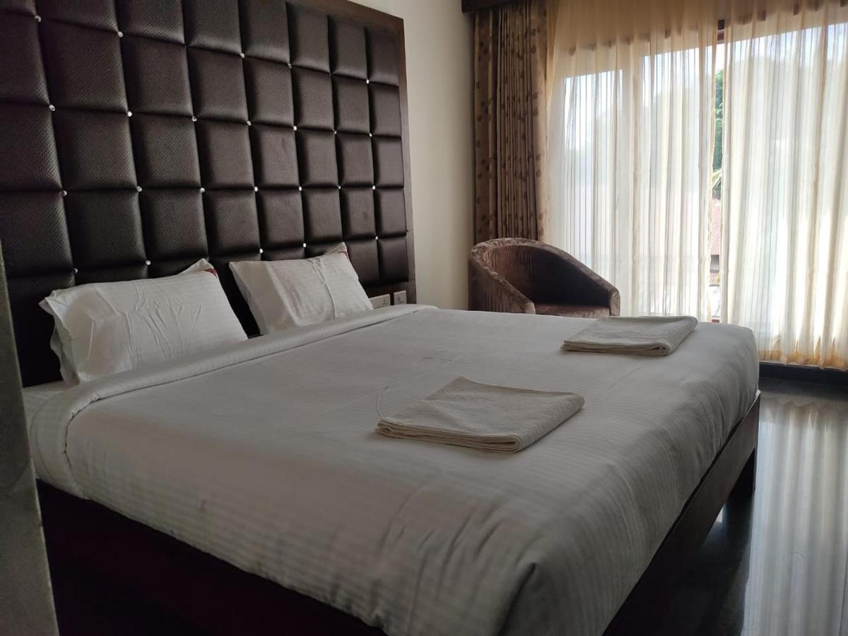 Hotel Vijayarani Tiruchirappalli ภายนอก รูปภาพ