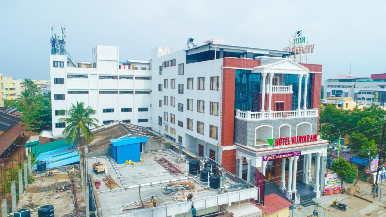 Hotel Vijayarani Tiruchirappalli ภายนอก รูปภาพ