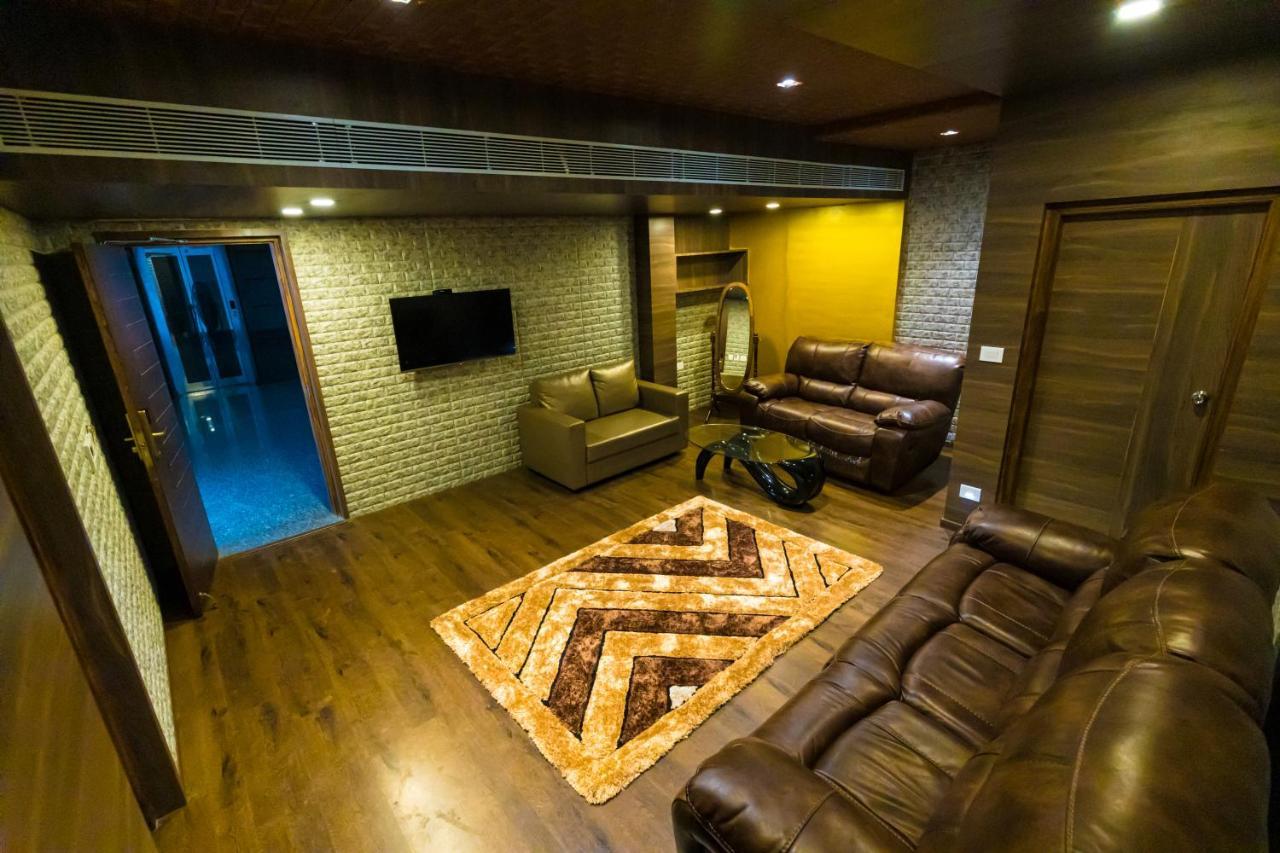 Hotel Vijayarani Tiruchirappalli ภายนอก รูปภาพ