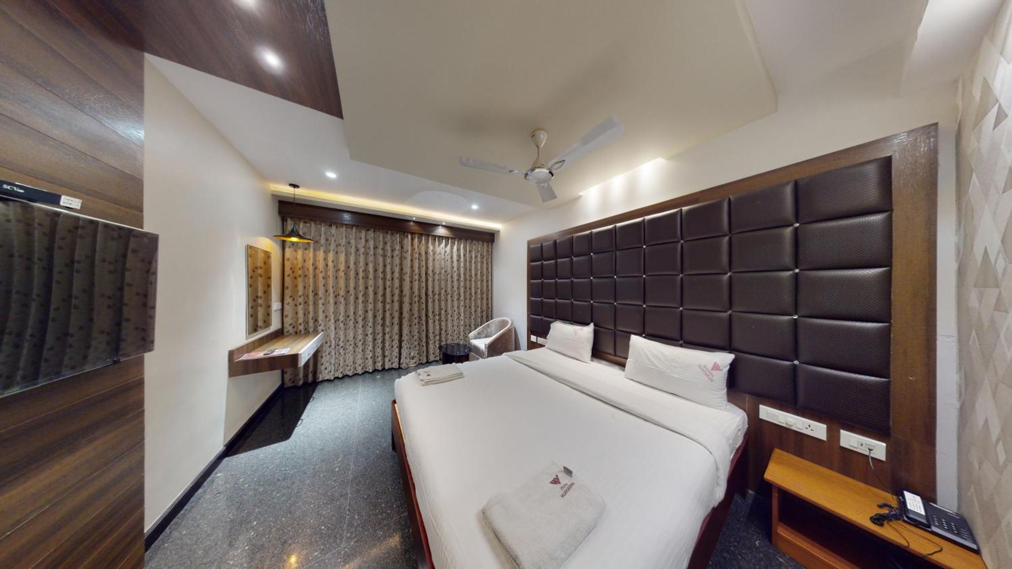 Hotel Vijayarani Tiruchirappalli ภายนอก รูปภาพ